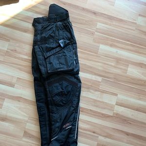 Women’s Medium Castle X snow pants